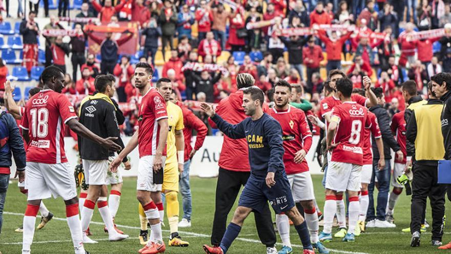 El UCAM pone 1.900 entradas a disposición de la afición del Real Murcia