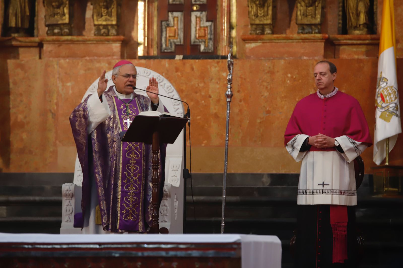 Miércoles de ceniza en la Catedral