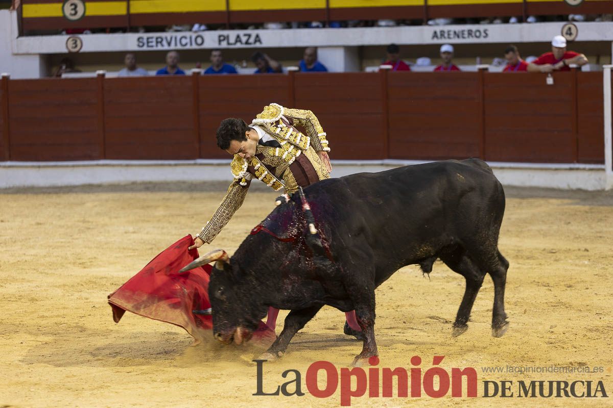 Tarde histórica en Abarán con la alternativa de José María Trigueros y el indulto de Tomás Rufo, junto a Castella salieron a hombros