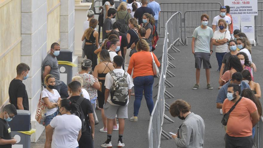 Las vacunas contra la gripe y el Covid pueden administrarse el mismo día