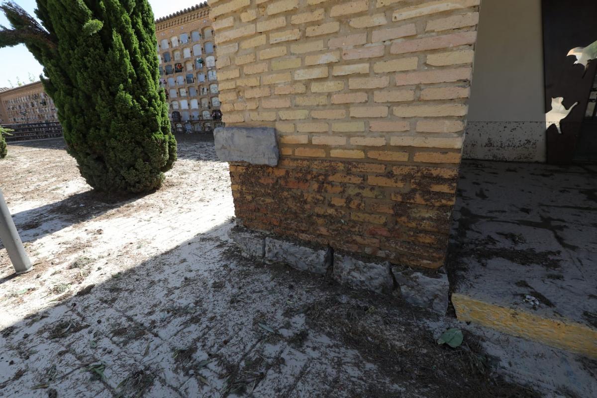 Fotogalería | Grandes daños en el cementerio de Torrero por la tormenta del jueves