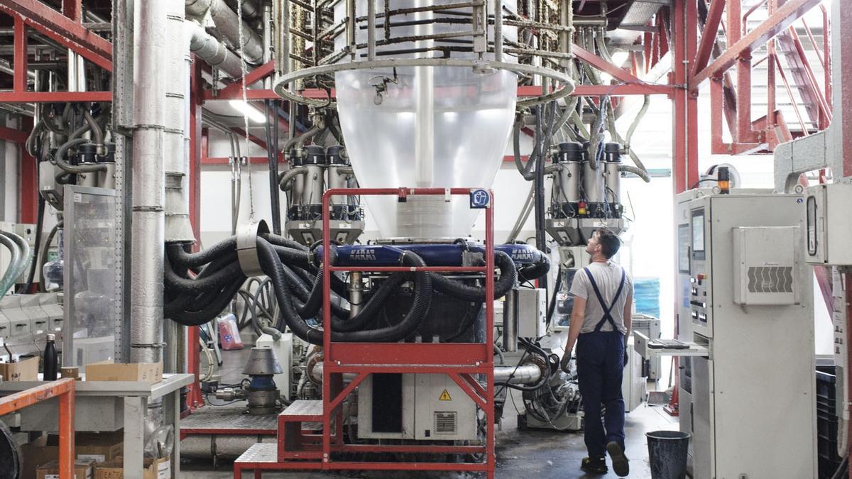 Aliplast, con sede española en Onda (Castellón), presenta diversas soluciones de embalaje de alta calidad en plástico regenerado.
