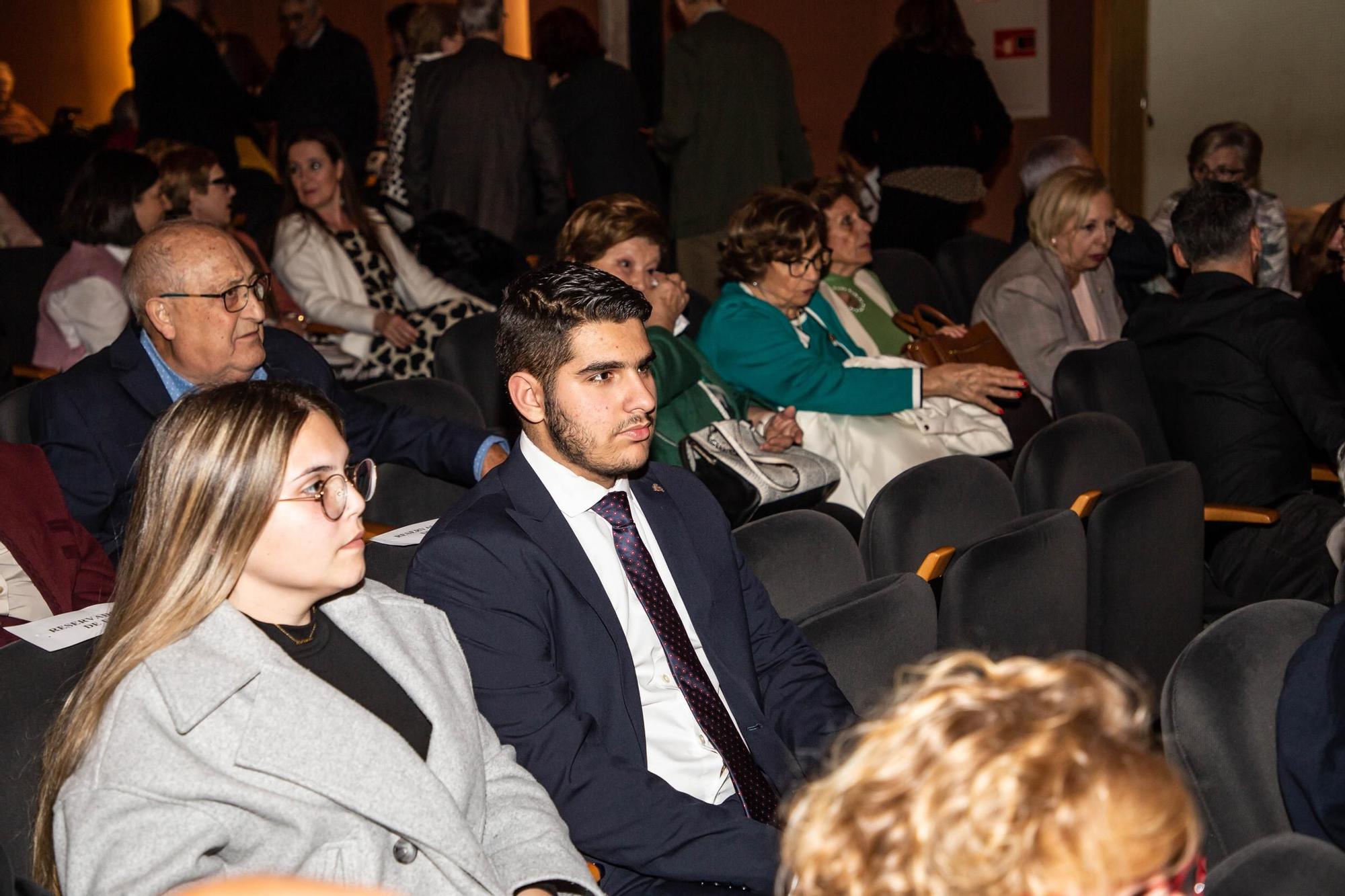 Presentación del libro de Semana Santa 2024 en Orihuela