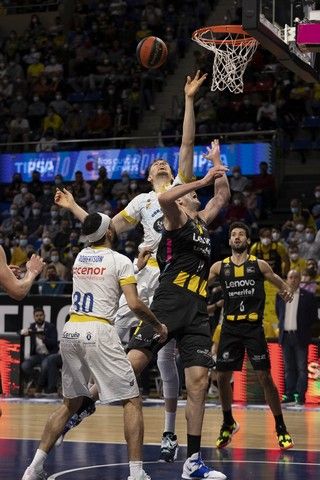 Partido de la Liga Endesa: Lenovo Tenerife - Monbus Obradoiro