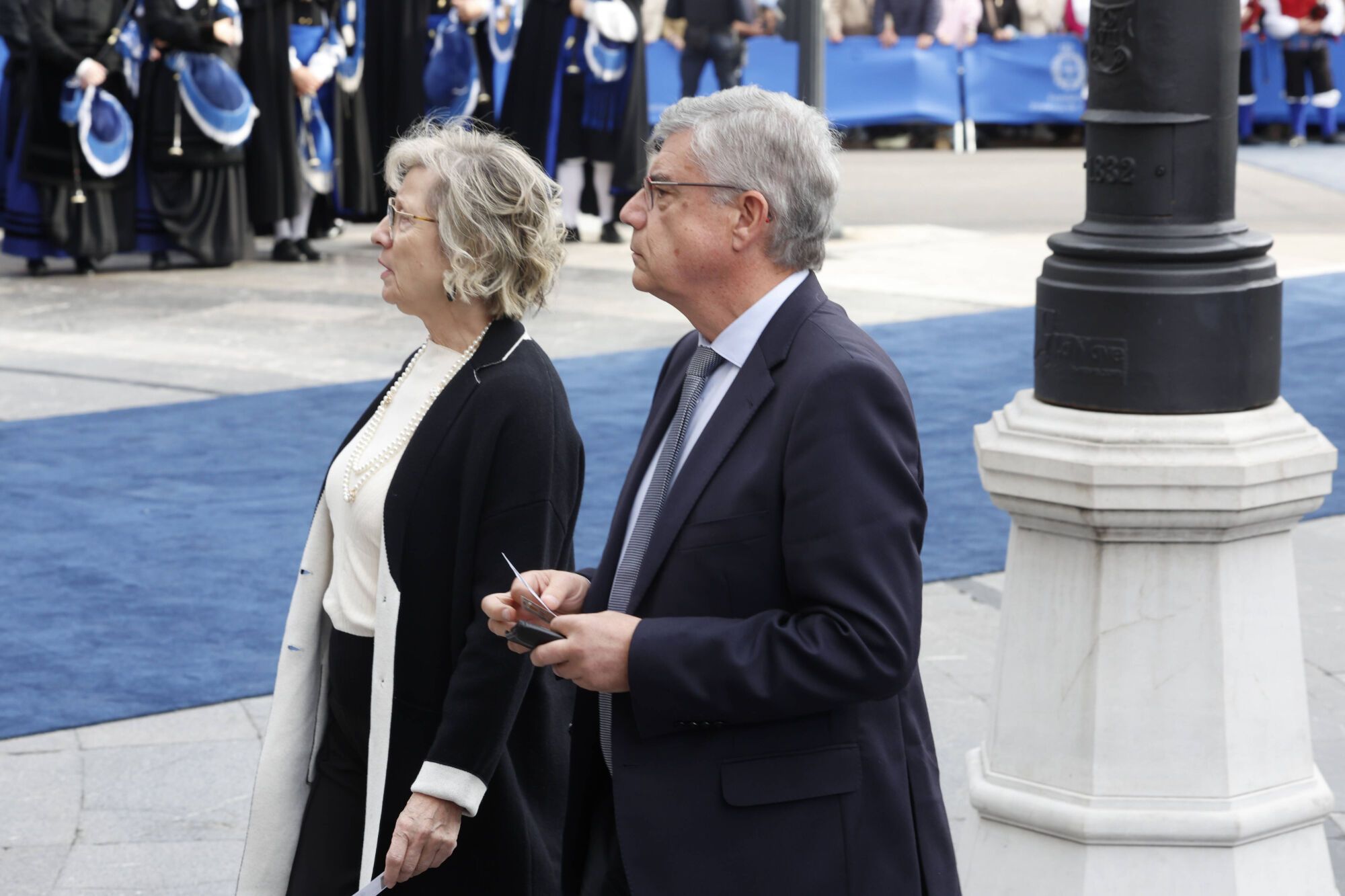Así fue la llegada de los invitados a los premios "Princesa de Asturias" y su paso por la alfombra azul