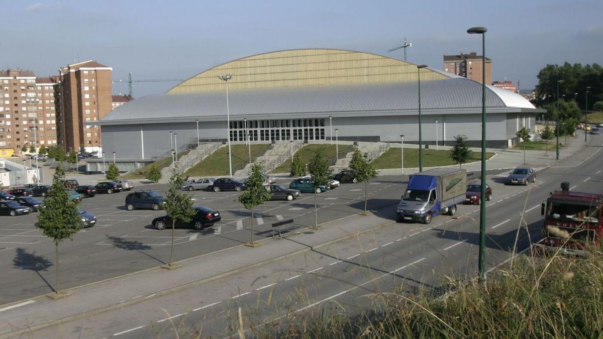 Complejo deportivo Avilés, en El Quirinal.