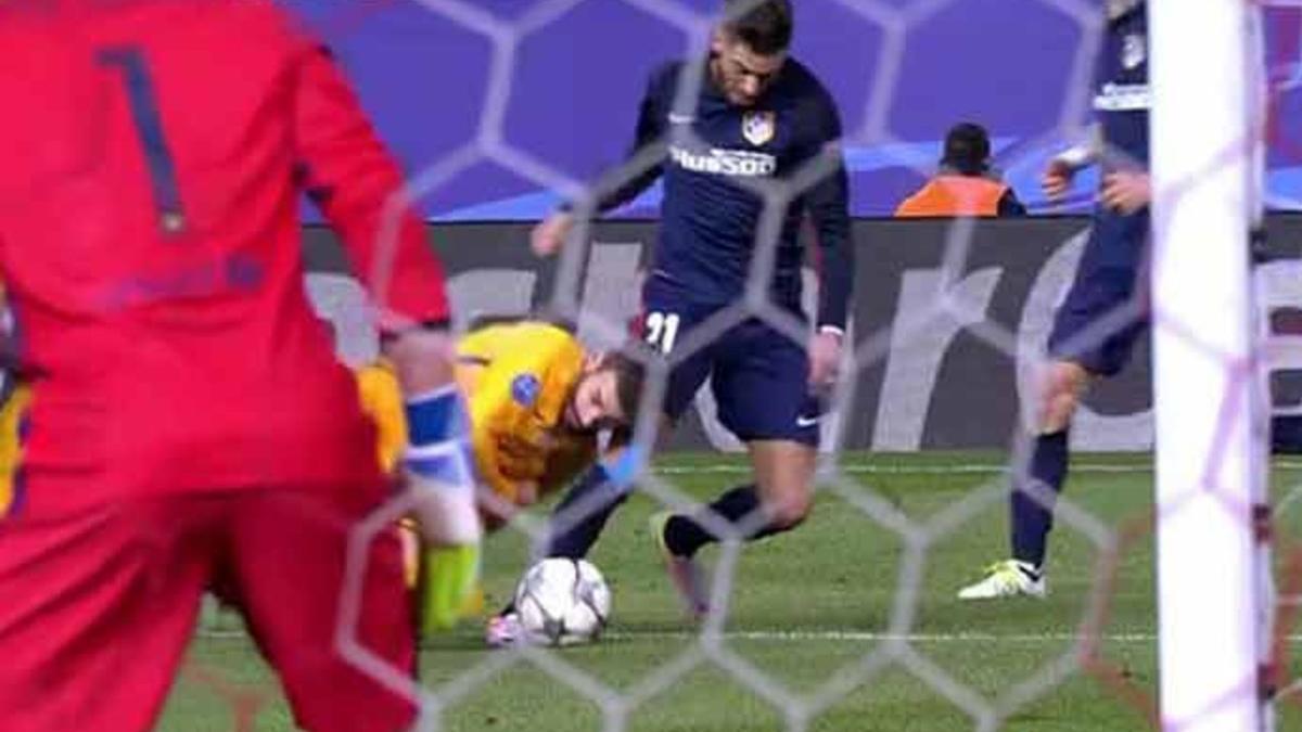 Piqué no hizo penalti