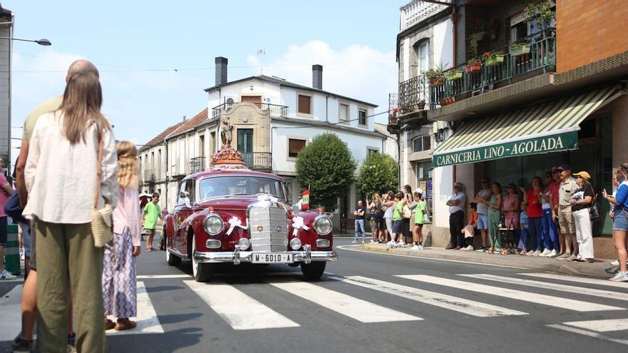 Camiones, un asador de pollos y hasta un laboratorio de material radiactivo para celebrar a San Cristóbal en Agolada
