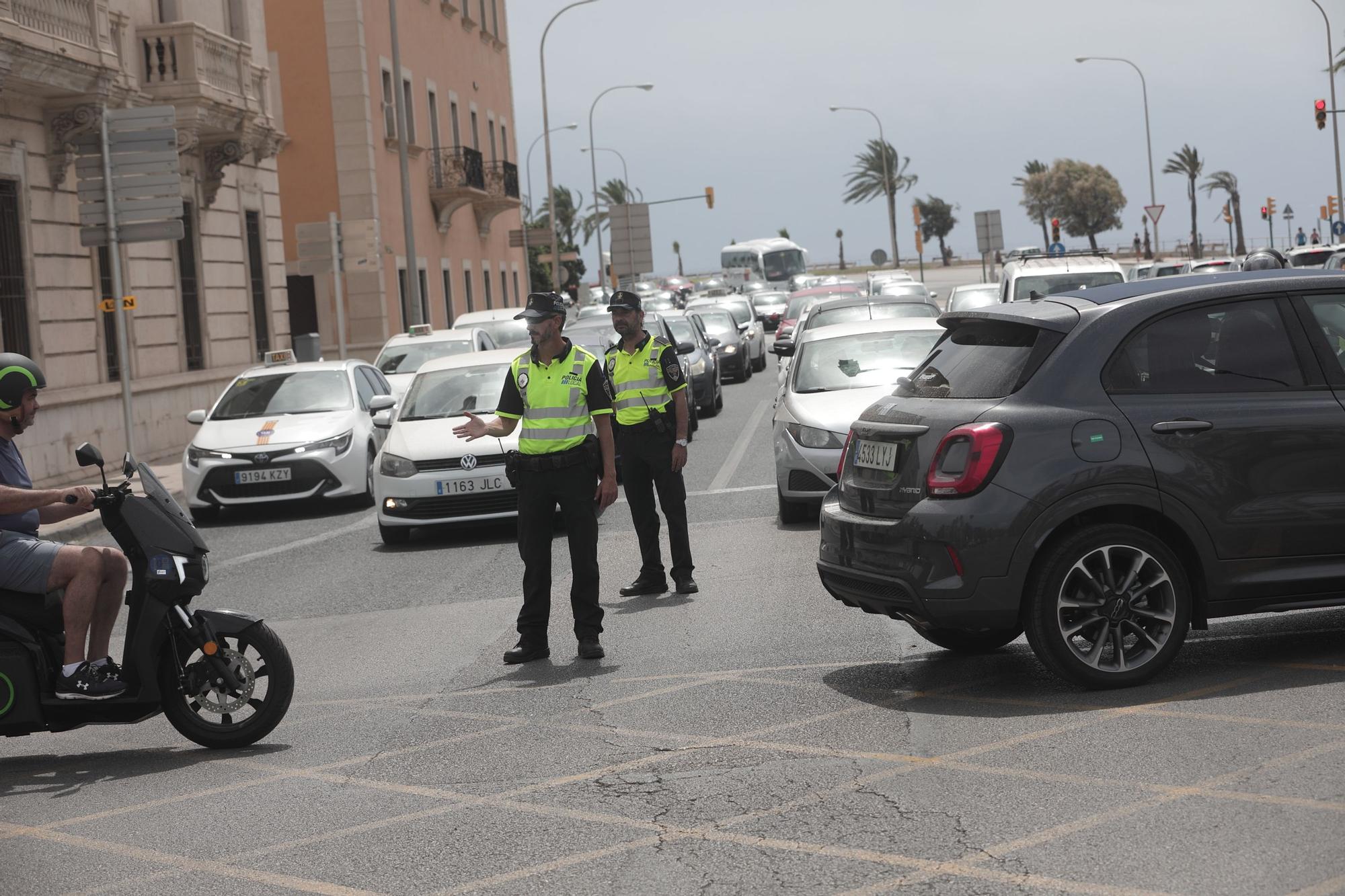 Las mejores fotos del colapso de turistas en el centro de Palma