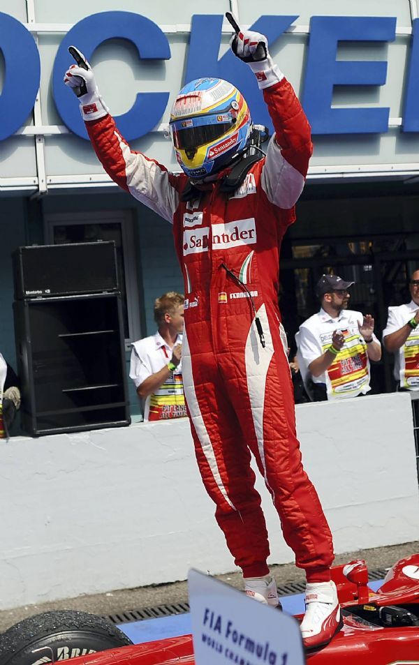 Alonso gana en Hockenheim y doblete para Ferrari