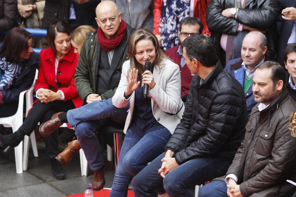 Pedro Sánchez reaparece en un acto en Xirivella