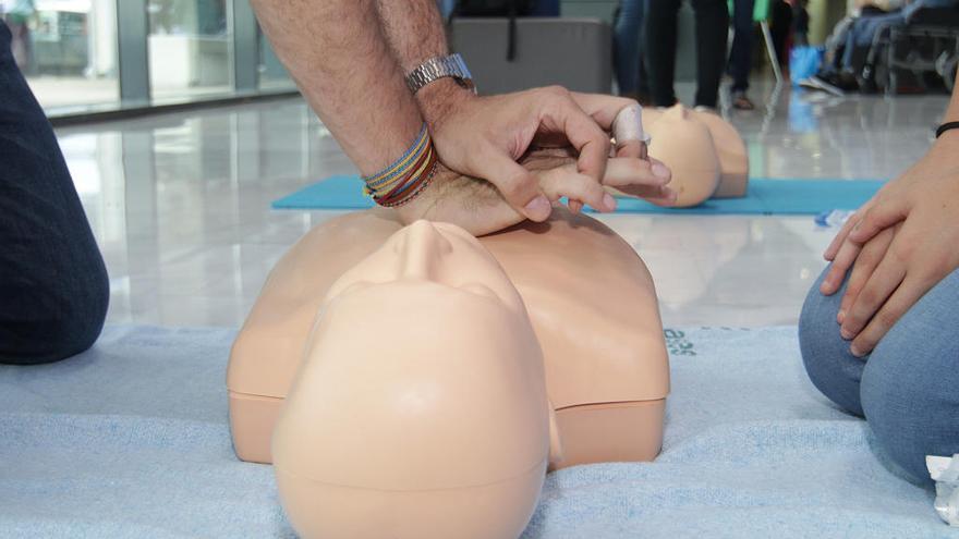 Talleres de reanimación cardiopulmonar en el hospital Son Espases