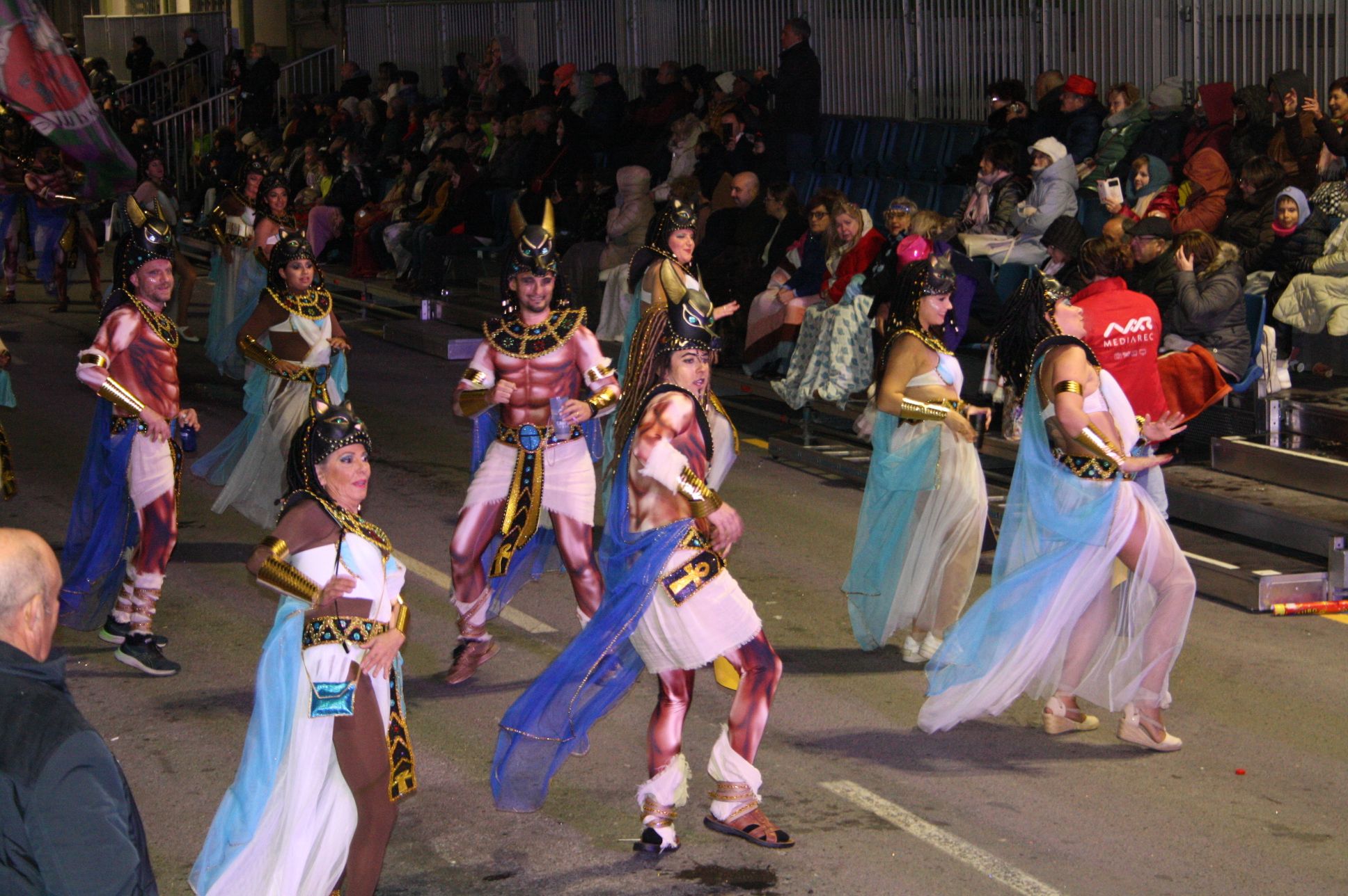 Macrogalería de fotos del primer gran desfile del Carnaval de Vinaròs