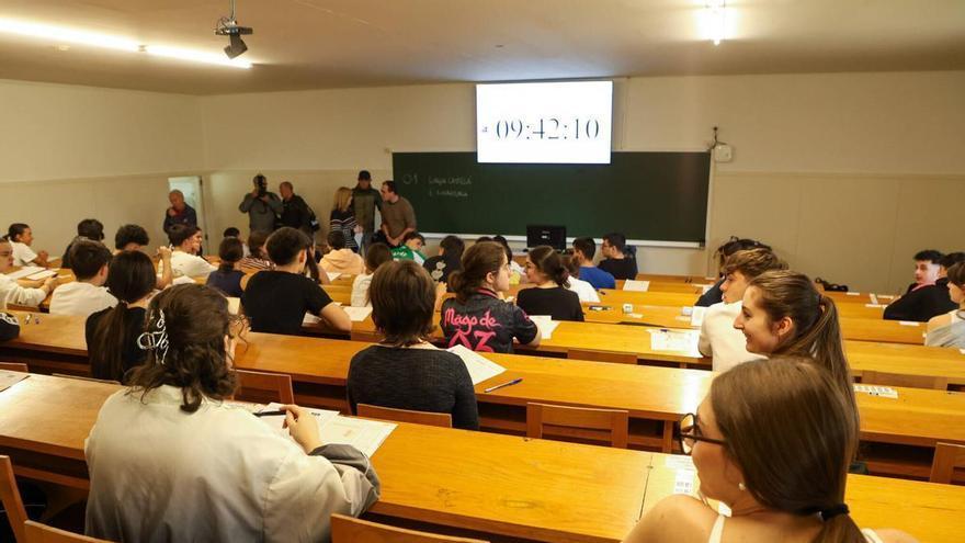 El peaje de la selectividad sobre el expediente en Galicia: 