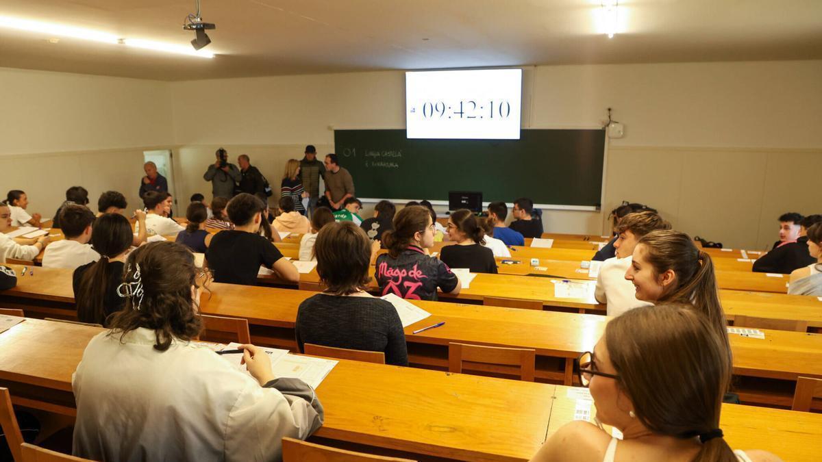 Primer día de los exámenes de la prueba de acceso a la universidad.