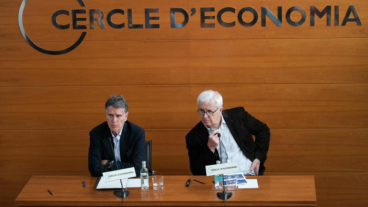 El presidente del Cercle d'Economia, Jaume Guardiola, y su director general, Miquel Nadal