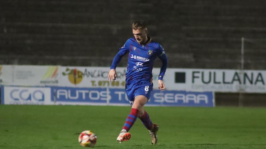 El Poblense vence al Llosetense en partido adelantado de la Tercera División