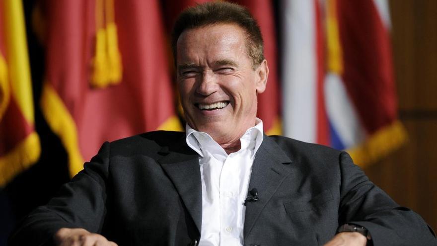 Schwarzenegger y Trump se enzarzan en Twitter.