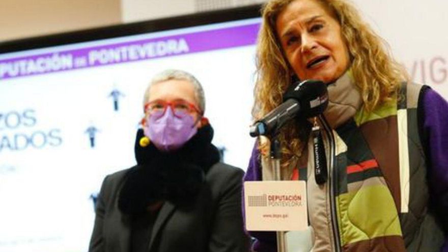 Isabel Blanco y Carmela Silva.