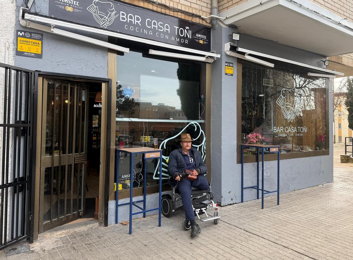 Bar Casa Toñi, situado en la avenida de la Bondad.