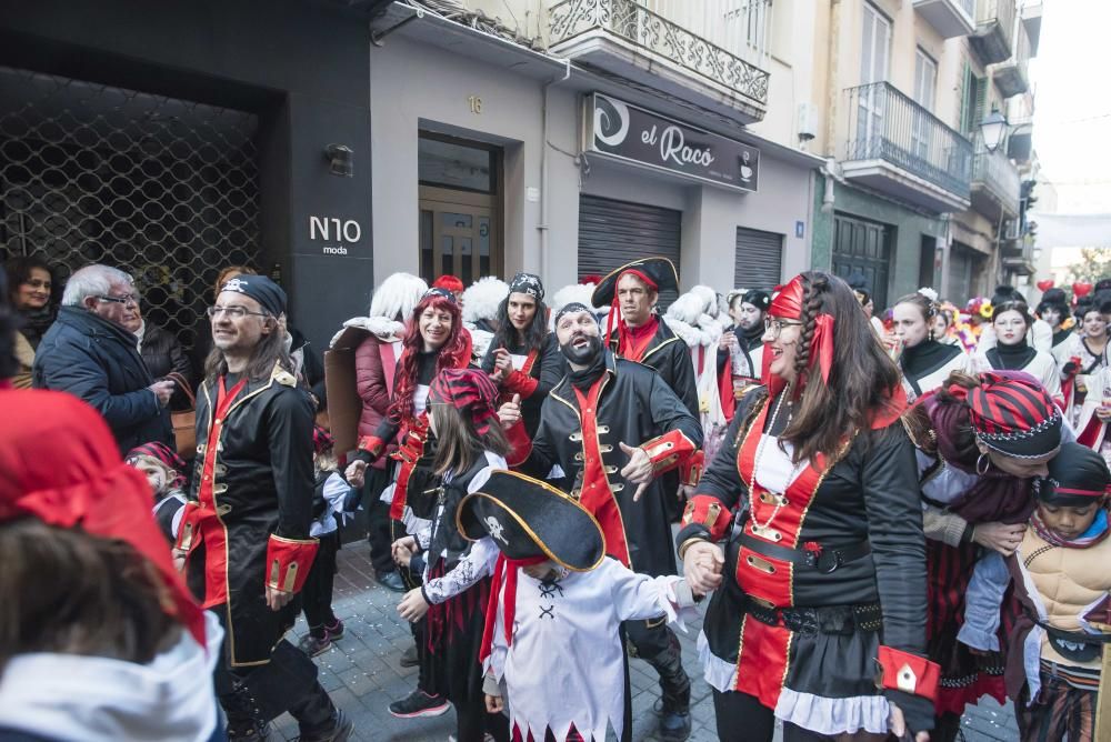 Set mil persones desborden els carrers de Sallent en un Carnaval multitudinari