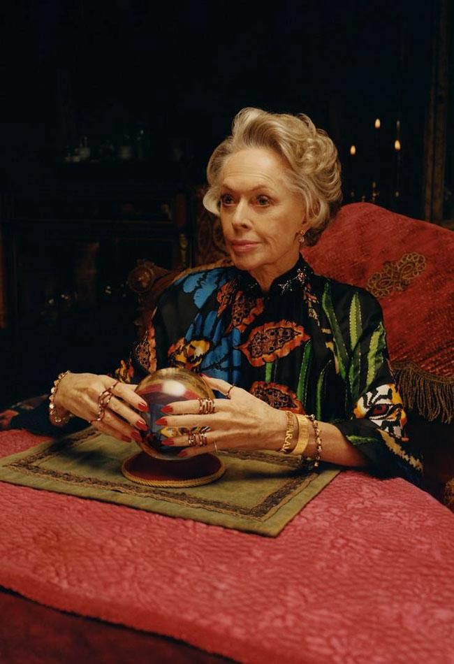 Tippi Hedren en la campaña de relojes y joyas de Gucci