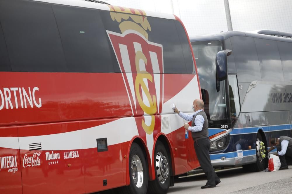 Derbi Real Oviedo - Sporting: Ambiente rojiblanco antes del partidazo de Asturias