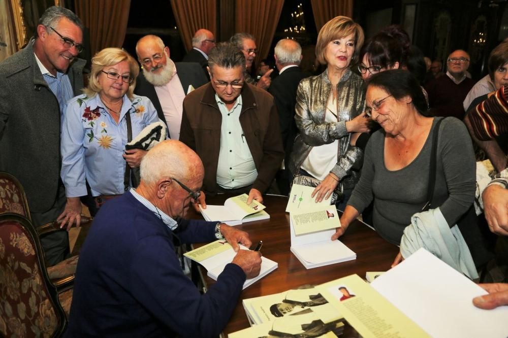 Presentación del libro "Contra viento y marera"