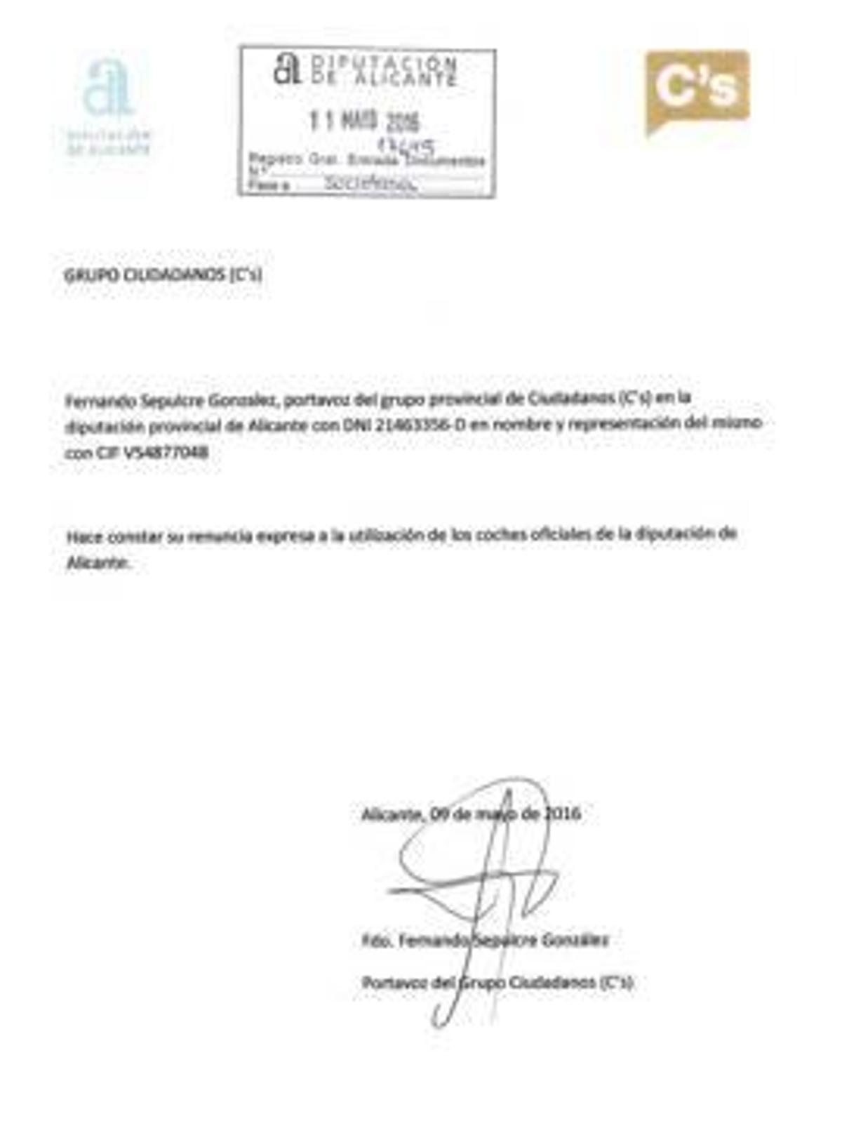 El diputado provincial de C's renunció hace sólo un mes al uso del coche oficial