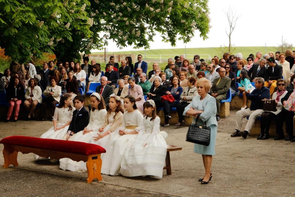 Villaescusa honra a la Virgen del Olmo