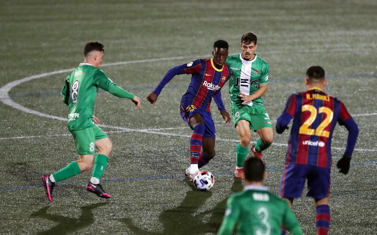 Así es el Cornellà, el nuevo equipo de Messi: formó a Gerard Martín y está a 15 metros del RCDE Stadium