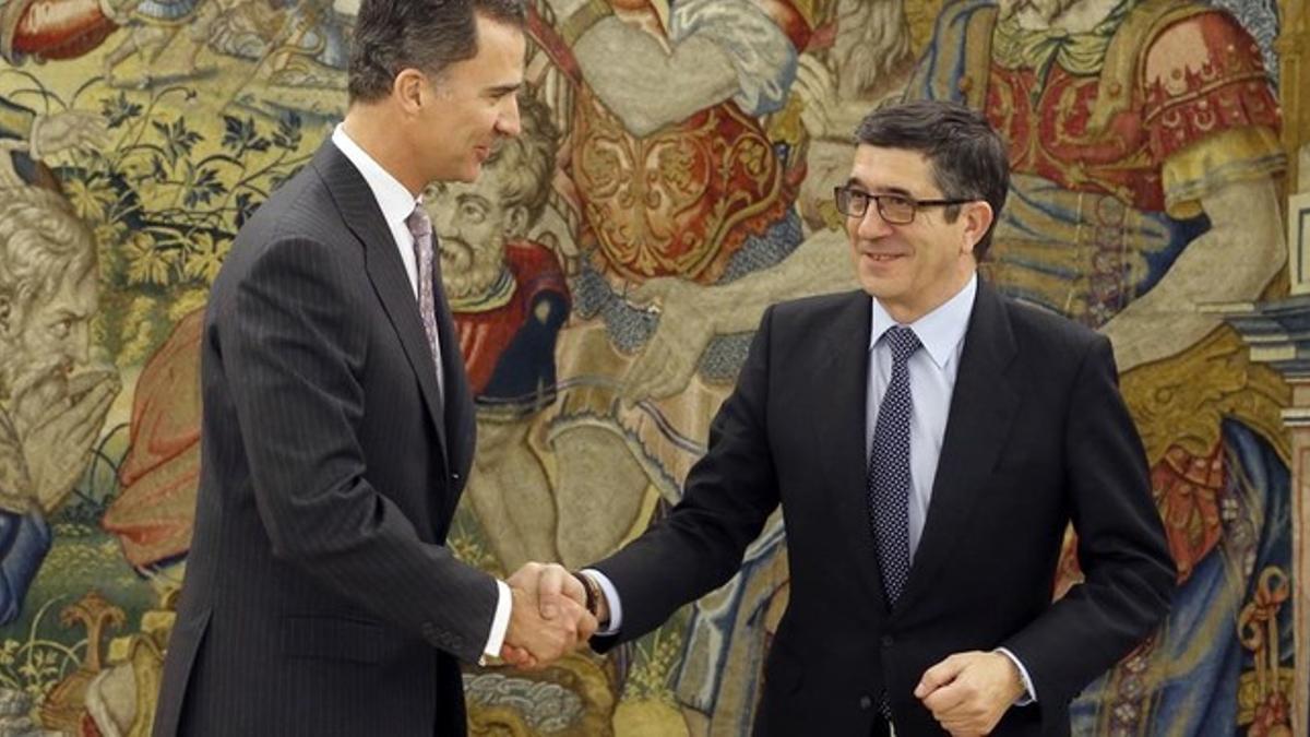 Felipe VI recibe a Patxi López en el palacio de la Zarzuela.