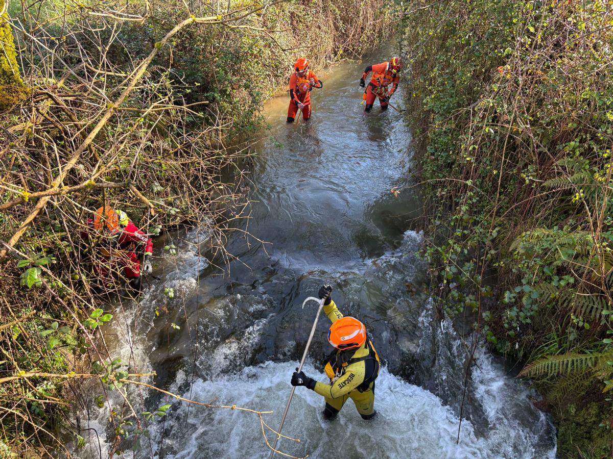 Así es la intensa búsqueda, este domingo, de la mujer que cayó al agua en San Martín