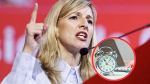 Reducir la jornada laboral la clave que España necesita, según un experto en economía