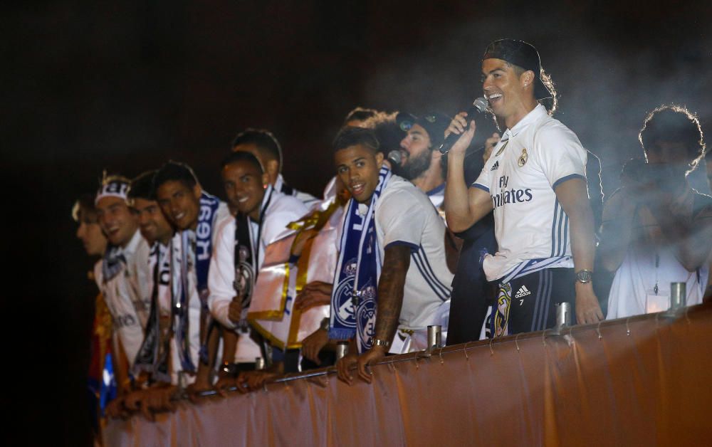 Fiesta del Real Madrid en Cibeles