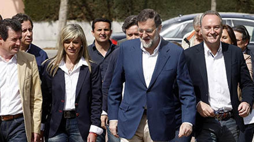 Rajoy defiende en Alicante la &quot;gran nación&quot; que es España y apela a la &quot;unidad&quot;