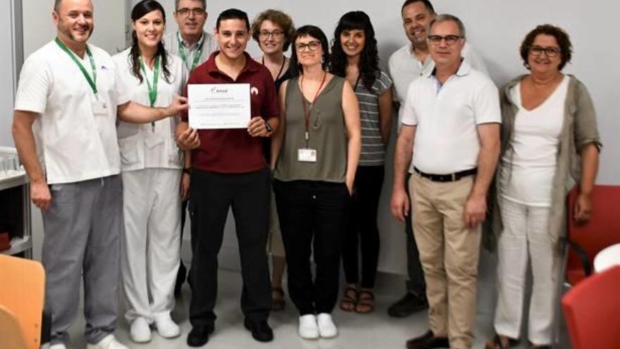 Professionals de Figueres, amb el certificat renovat.