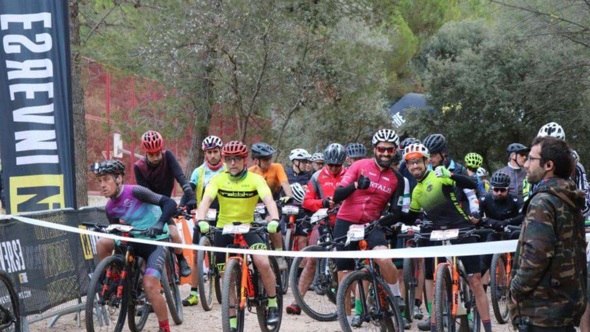 Prop d’un miler de ciclistes participen en la 12a edició de La Portals de Collbató | AJUNTAMENT DE COLLBATÓ