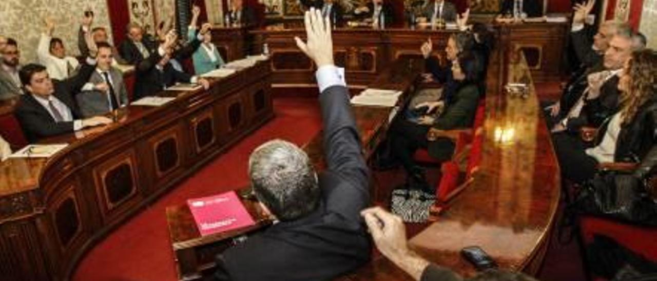 Pleno del Ayuntamiento de Alicante la pasada legislatura.