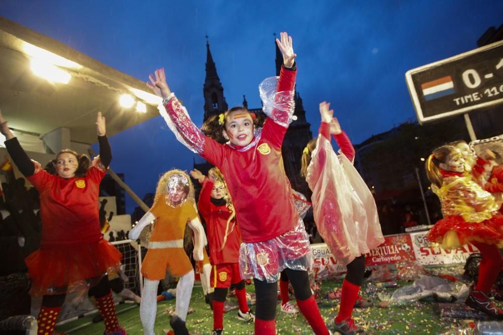 Desfile del martes de Carnaval en el Antroxu de Avilés