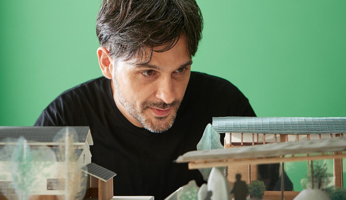 El arquietcto español Jorge Almazán, autor de 'Emergent Tokyo"