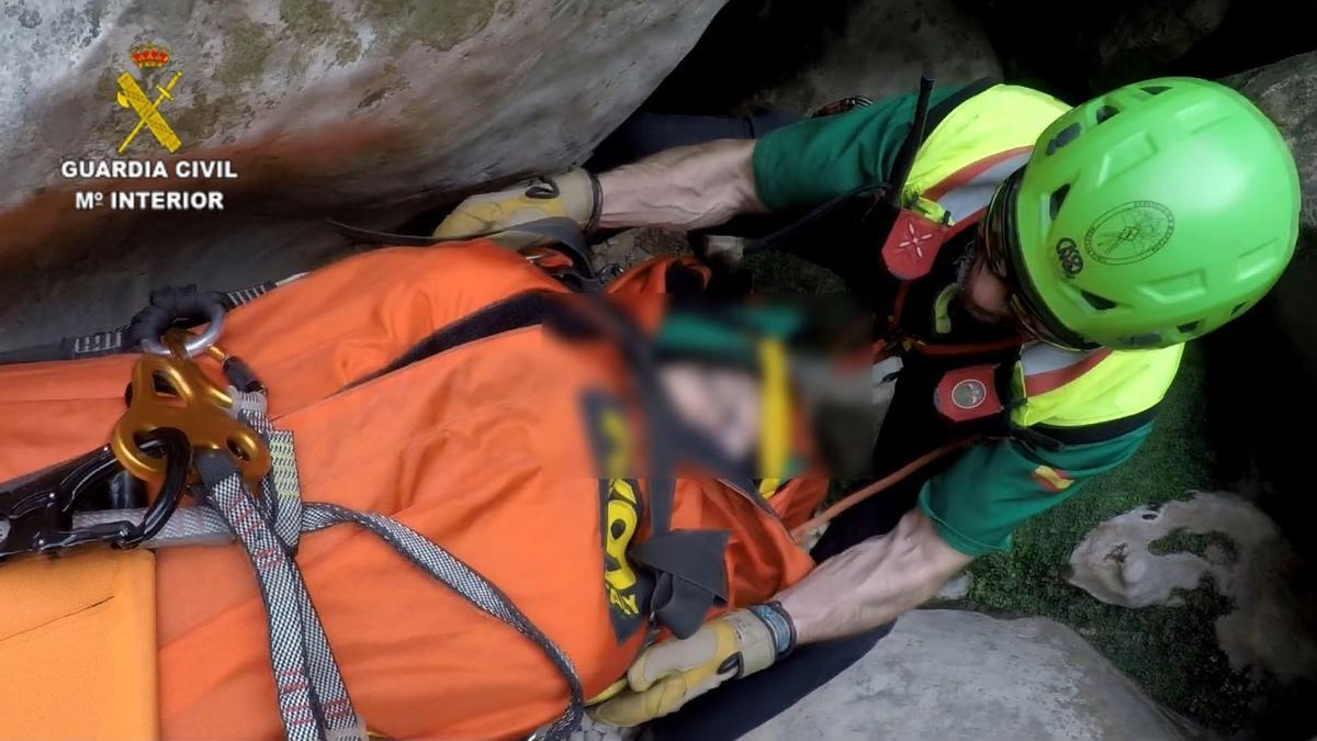 Así ha sido el rescate de una excursionista herida de gravedad al caer a una poza en el Torrent de Pareis, en Escorca