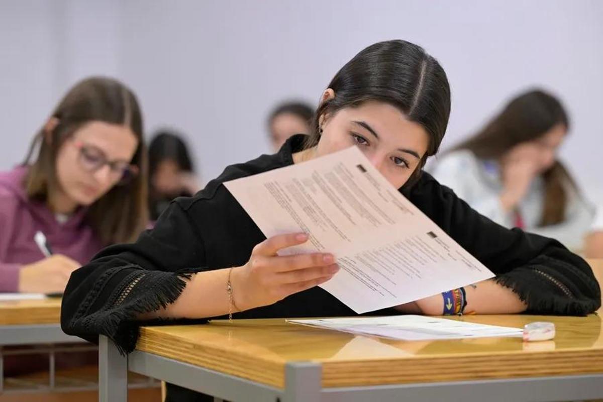 El examen de la optativa de Filosofía ponía fin a la primera jornada de la PAU en Madrid