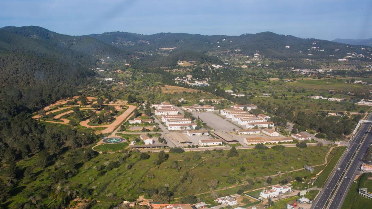 Vista aérea del antiguo acuartelamiento de Sa Coma, donde se prevé instalar el Centro Bit. | VICENT MARÍ