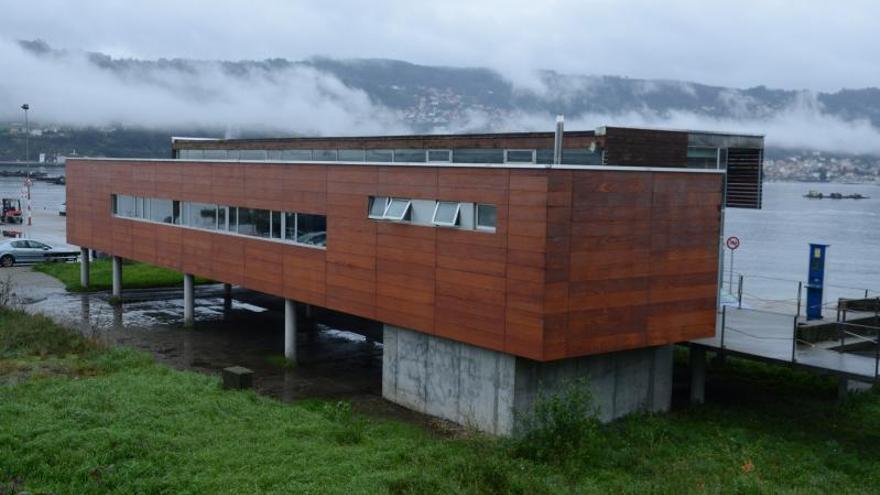 El centro de salud de Domaio que sufre goteras, candidato a los Premios de Arquitectura
