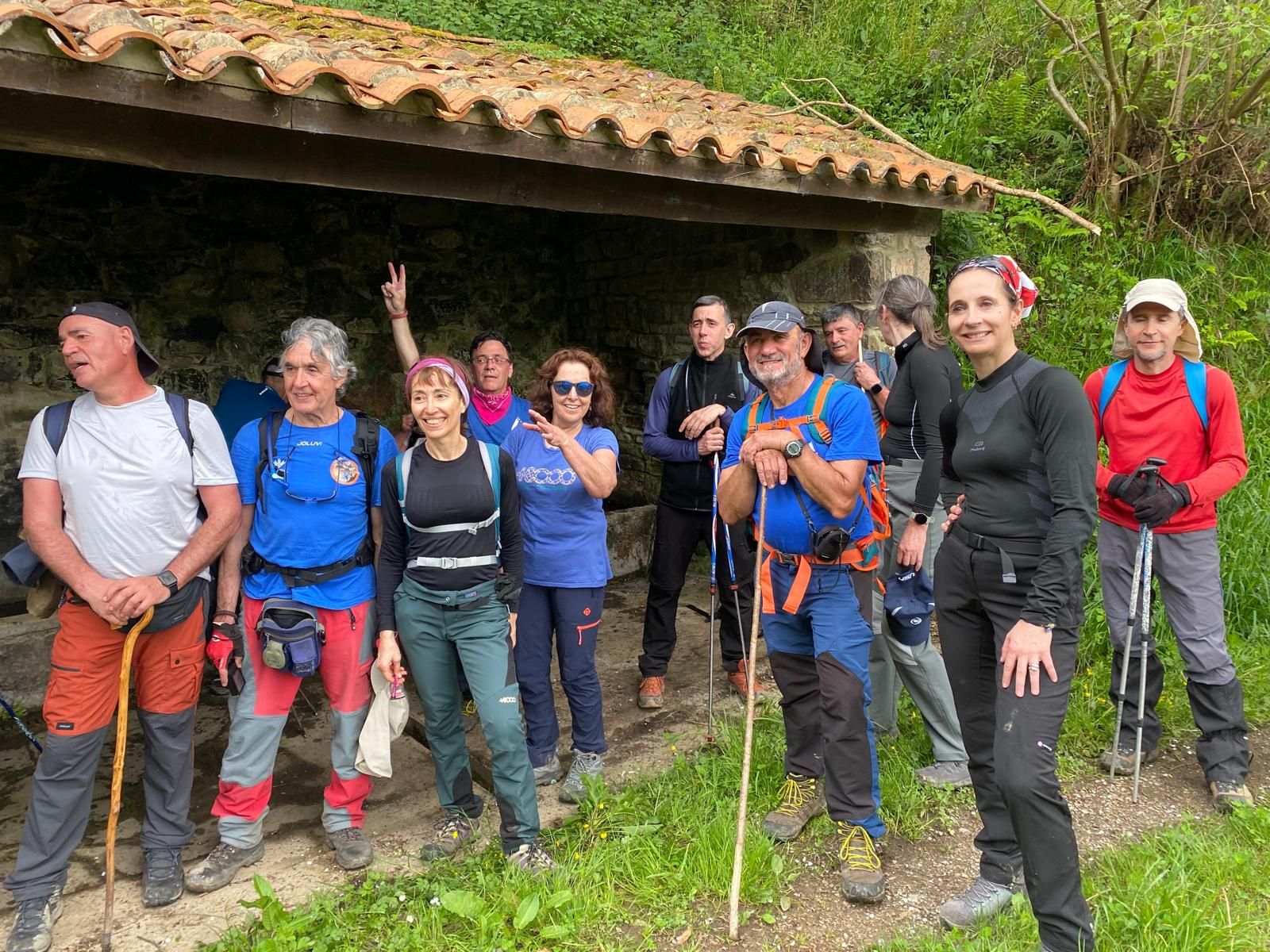 Peregrinación a Covadonga de la asociación La Travesera, de Laviana