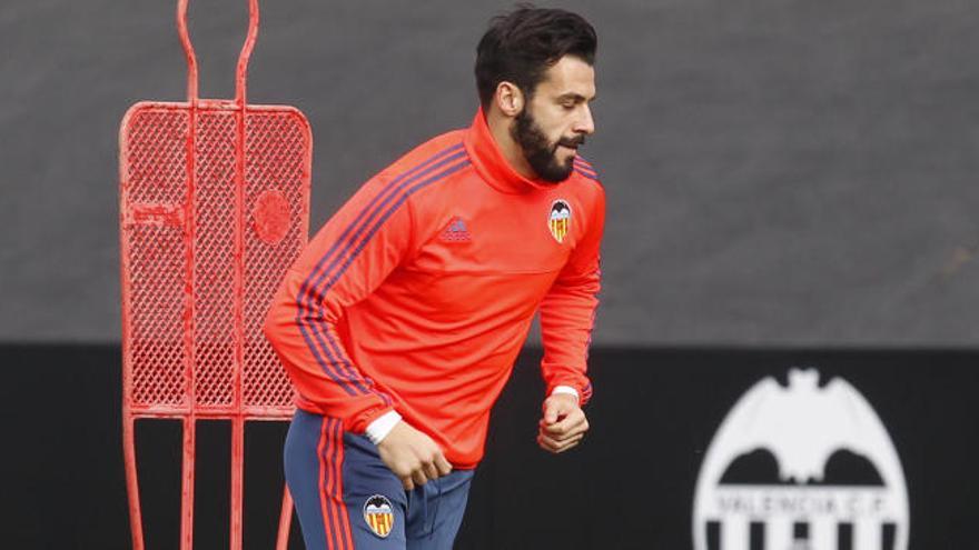 Negredo se pone a ritmo de Neville