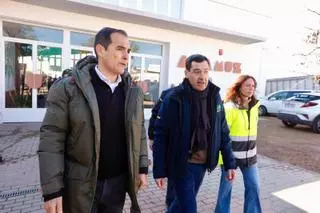 Juanma Moreno pide "verdad, transparencia y justicia" para las víctimas de Adamuz cuando se cumplen seis meses