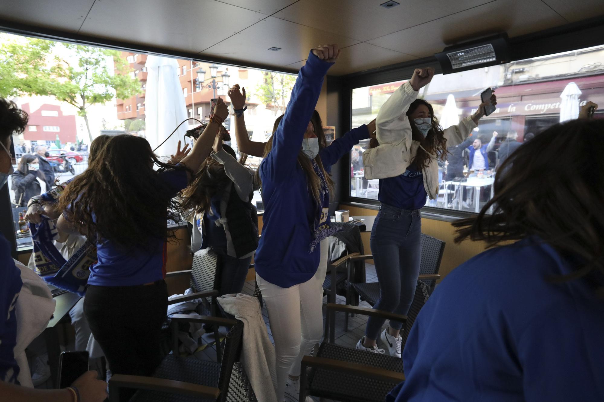 El ambiente en Oviedo durante el derbi