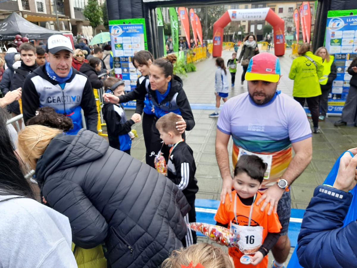 Llanera, capital del atletismo con su carrera 10 K